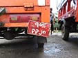 Plate for small vehicles such as tuk-tuks