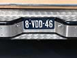 Small size light commercial vehicle's plate with old style colors<br>V = commercial vehicle up to 3.5 tons